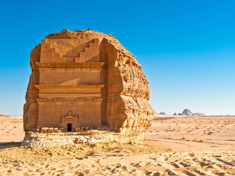 Visit Al Ula during luxury holidays to Saudi Arabia