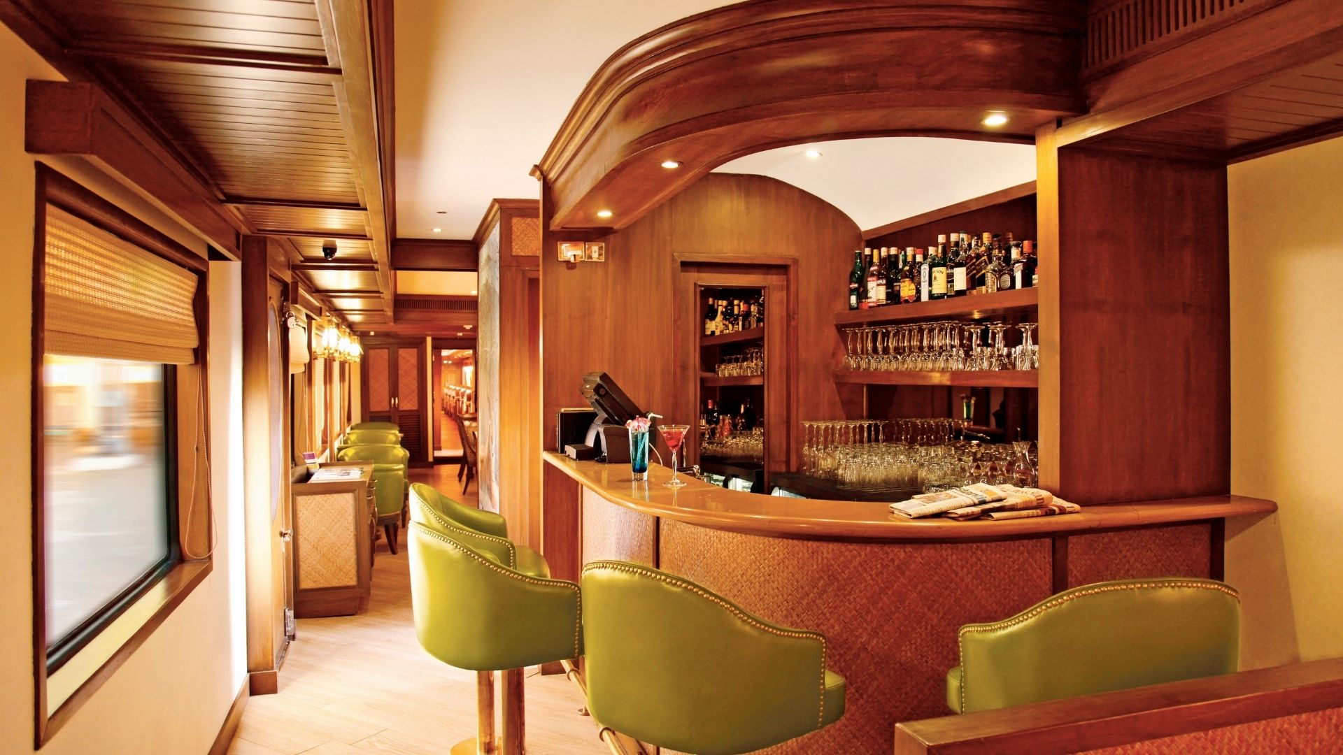 Maharajas’ Express Bar