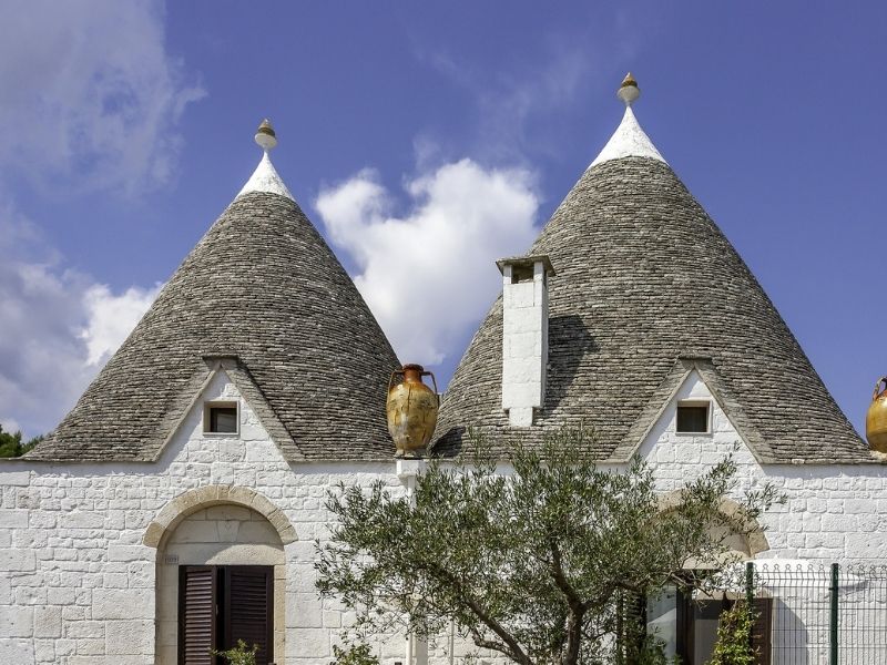 Visit the fascinating town of Alberobello and its trulli houses