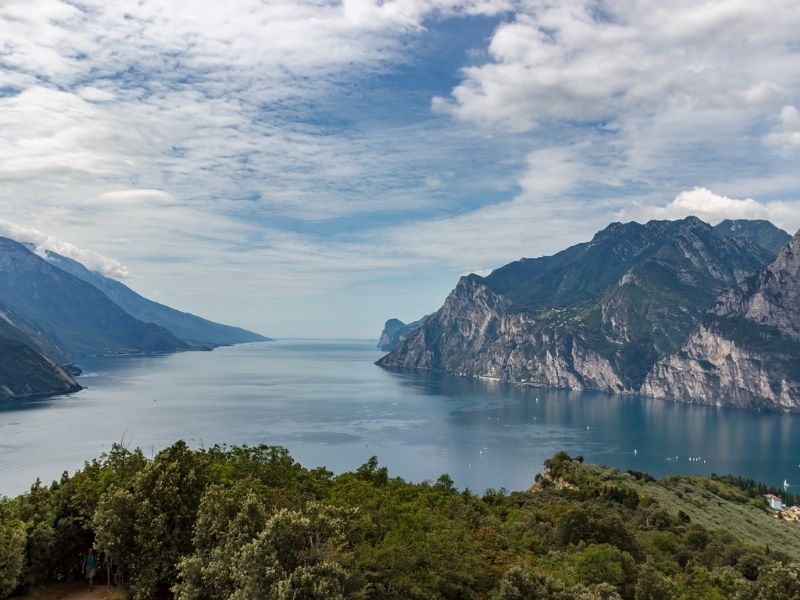 Set out on a guided tour of the magnificent Lake Garda