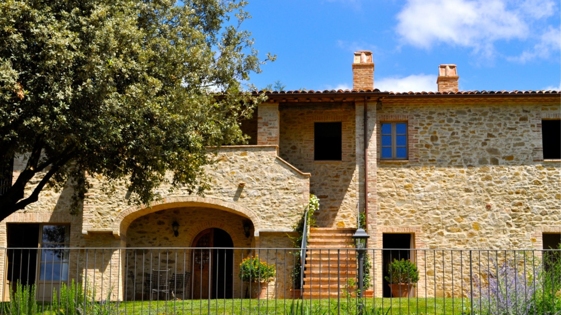 Villa Montana Exterior