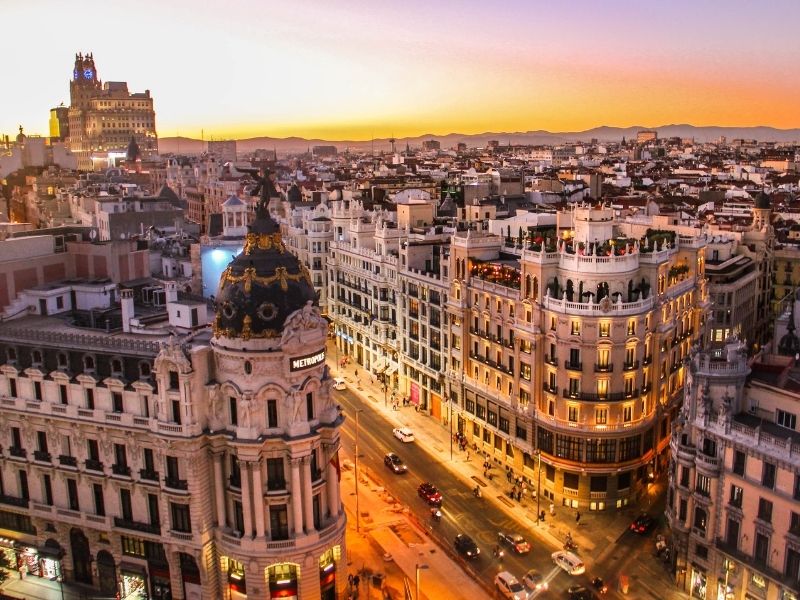 http://Embark%20on%20a%20foodie%20tour%20of%20Madrid cc