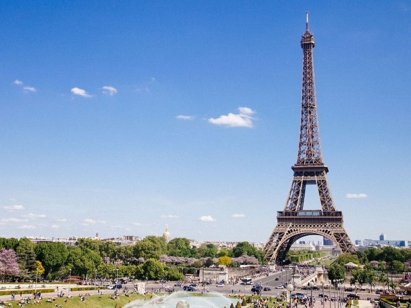 Explore Paris on a privately guided tour