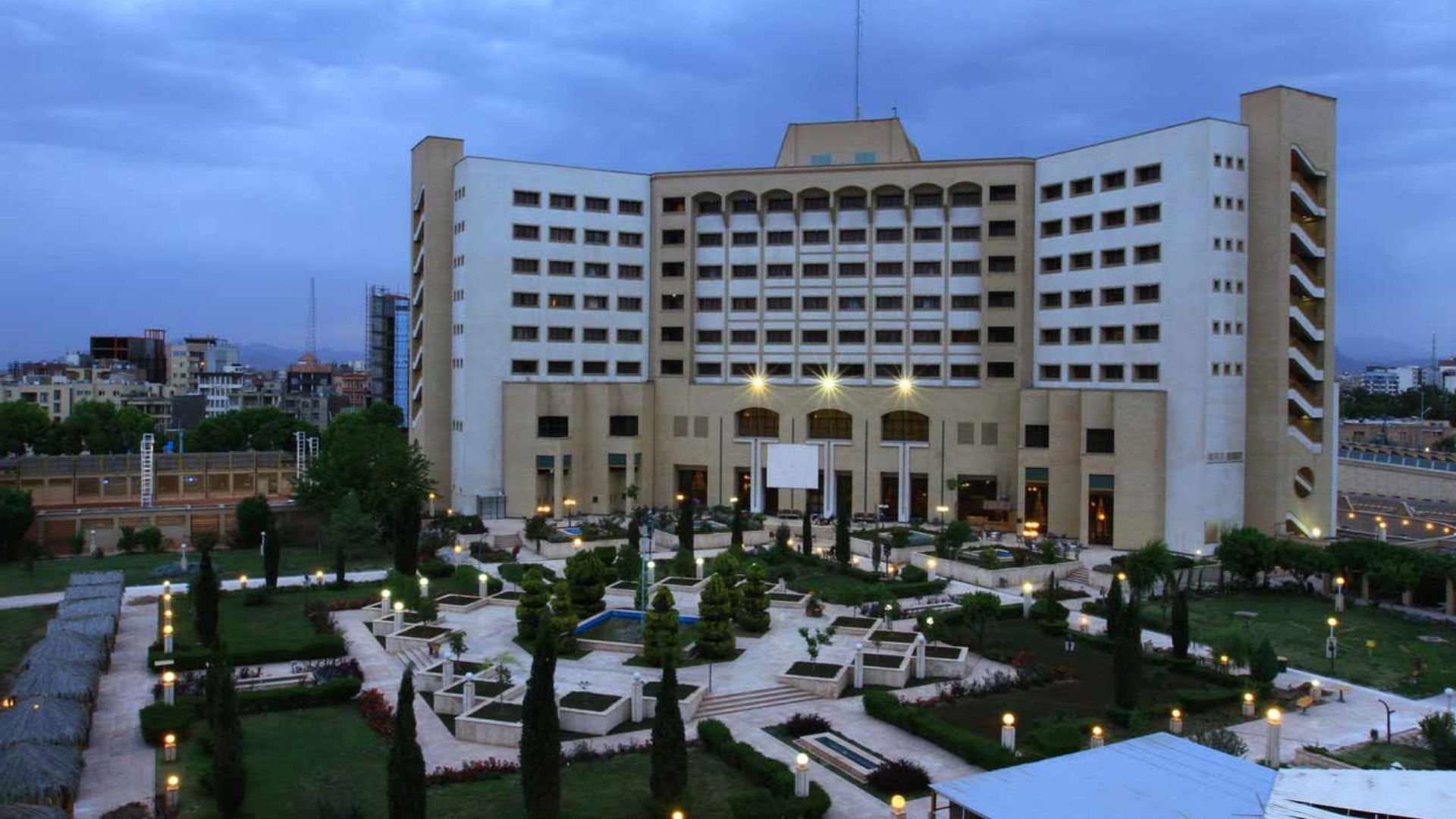 Kerman Pars Hotel