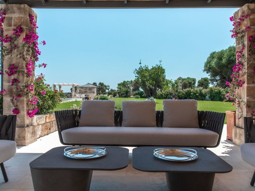 La Piccola seating area