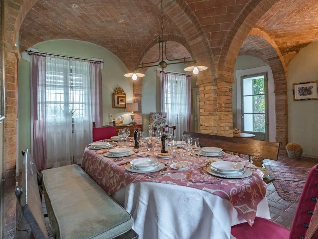 Villa Alfieri Dining