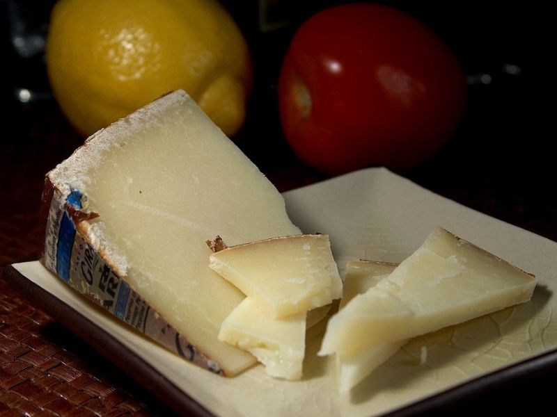 Stop by local stores to pick up some regional specialities like pecorino cheese