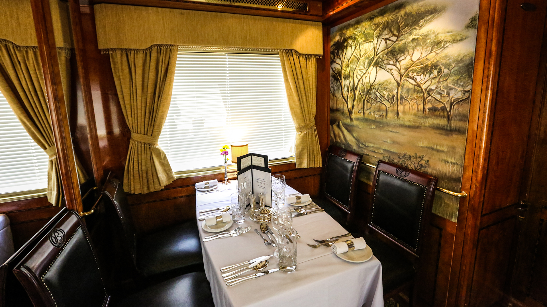 Blue Train Dining Car