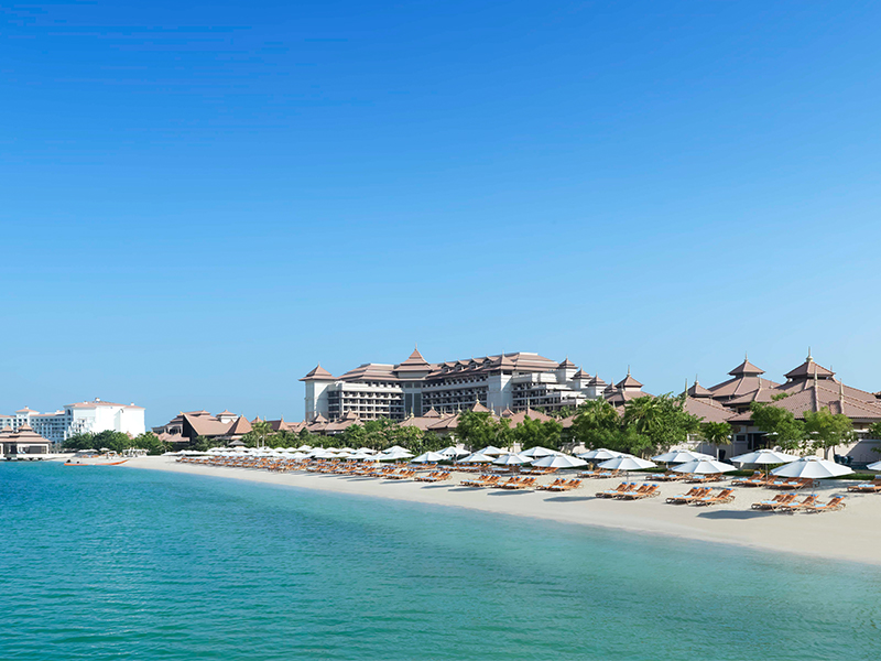 Relax beachside on the Arabian Gulf during your luxury family holiday to Dubai