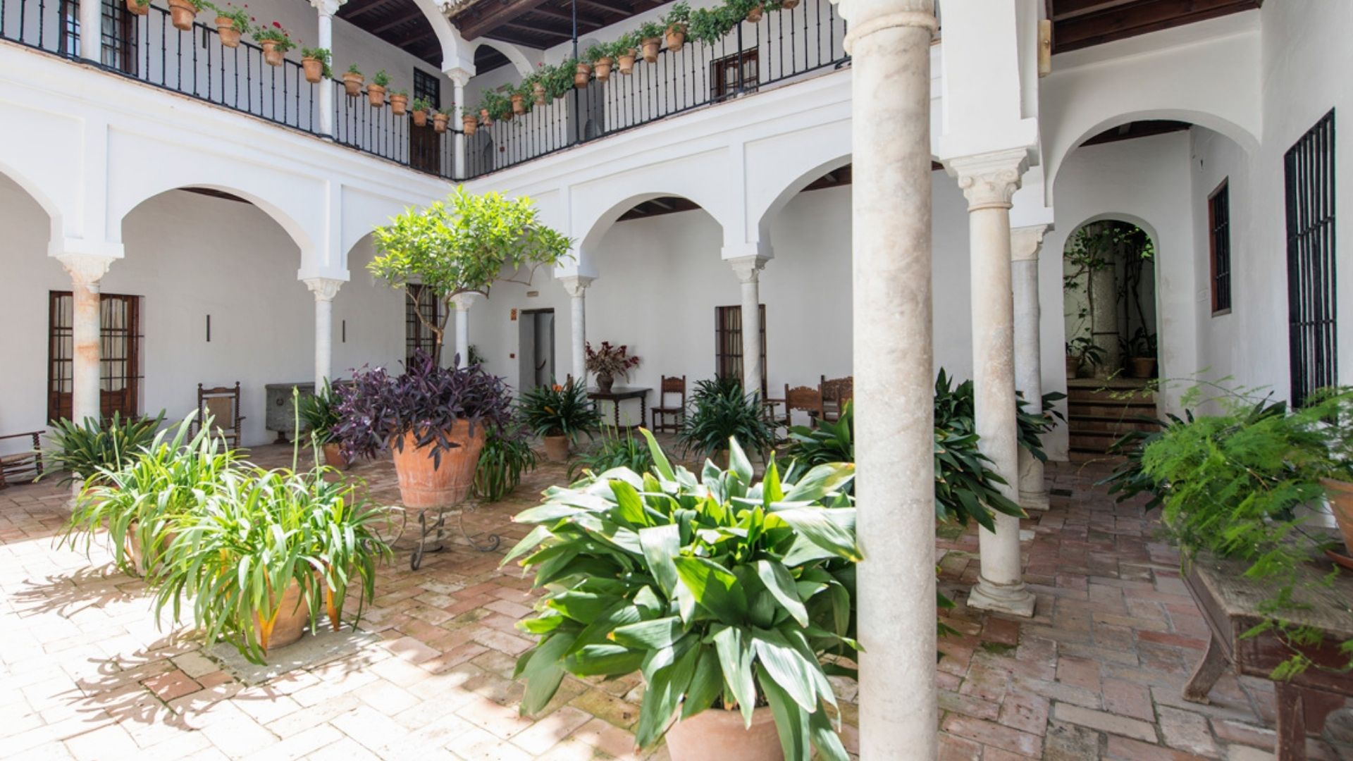 Hotel Las Casas de la Judería Seville - Courtyard