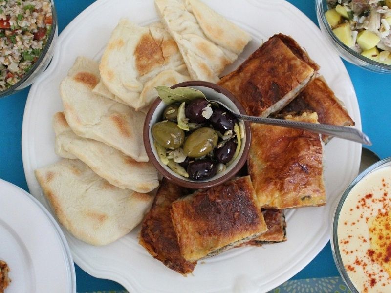 Enjoy delicious Greek cuisine in Antiparos