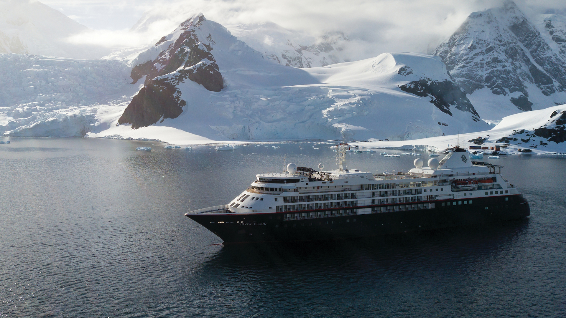 Luxury Antarctica Cruise with Silversea orokotravel.ie