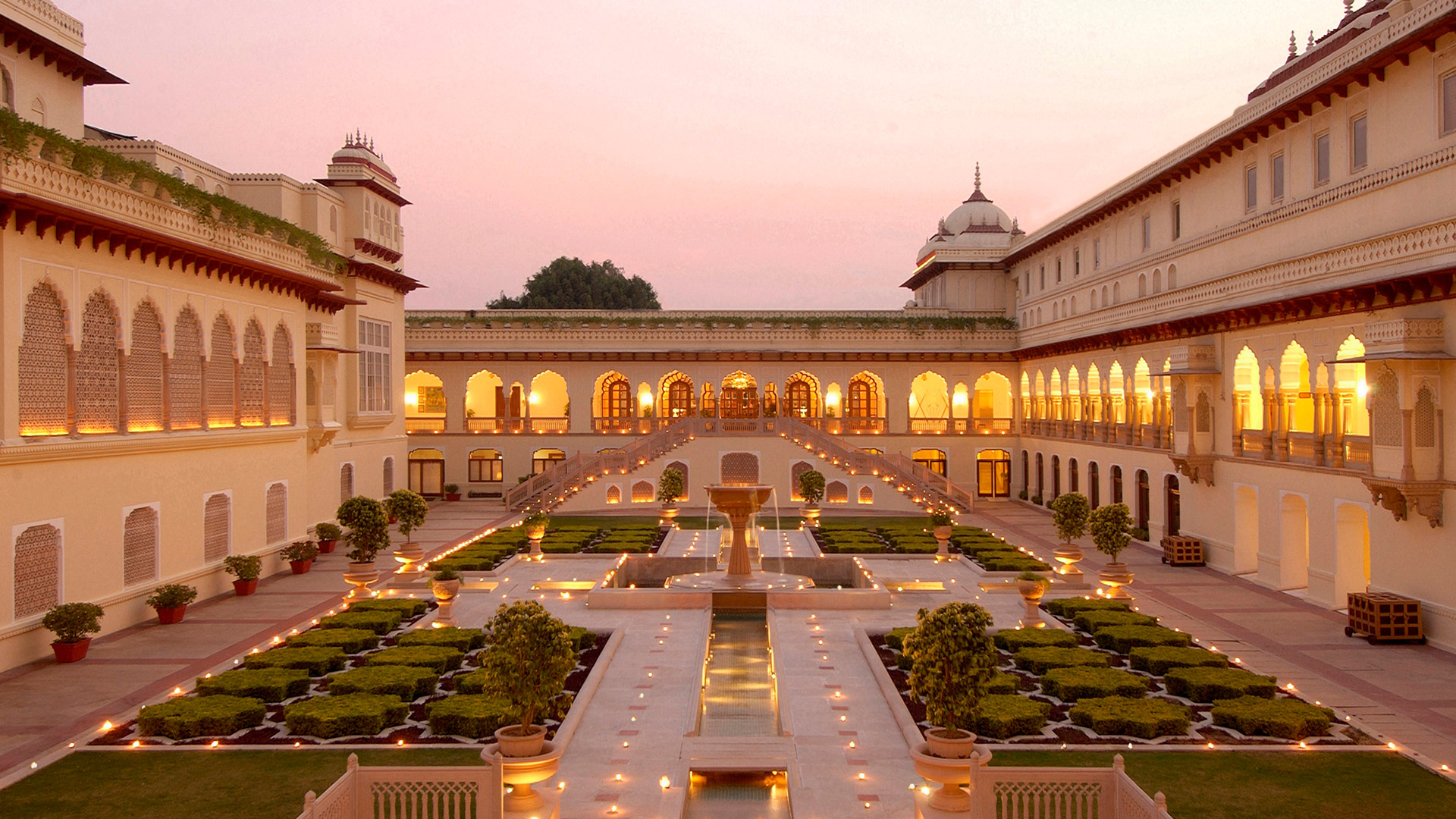 Taj-Rambagh-Palace