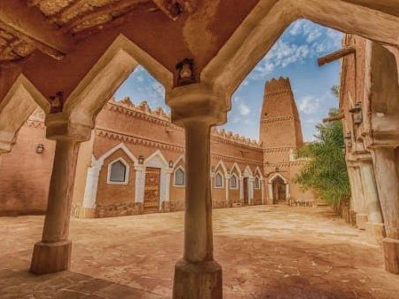 Visit Ushaiger Heritage Village during luxury holidays to Saudi Arabia